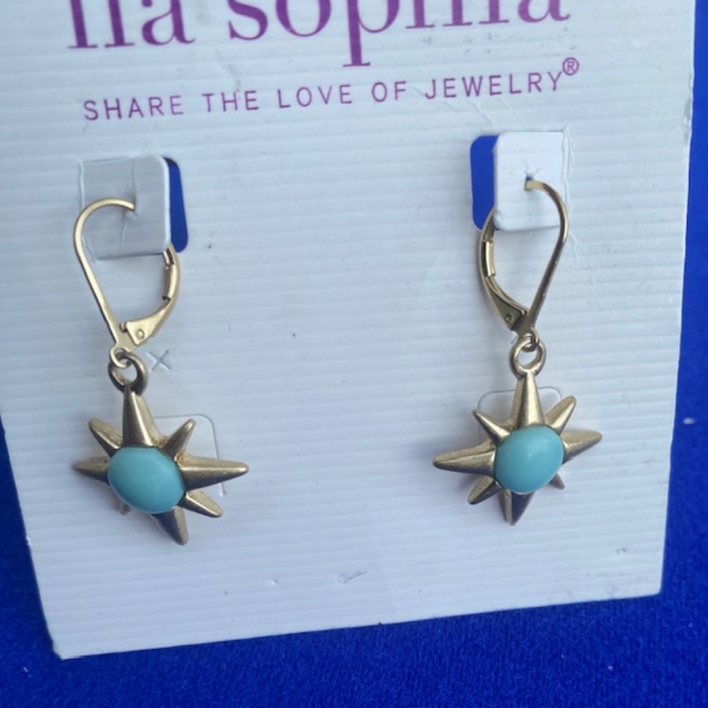 Beautiful Lia Sophia Gold Dangle Earrings - Picture 2 of 3